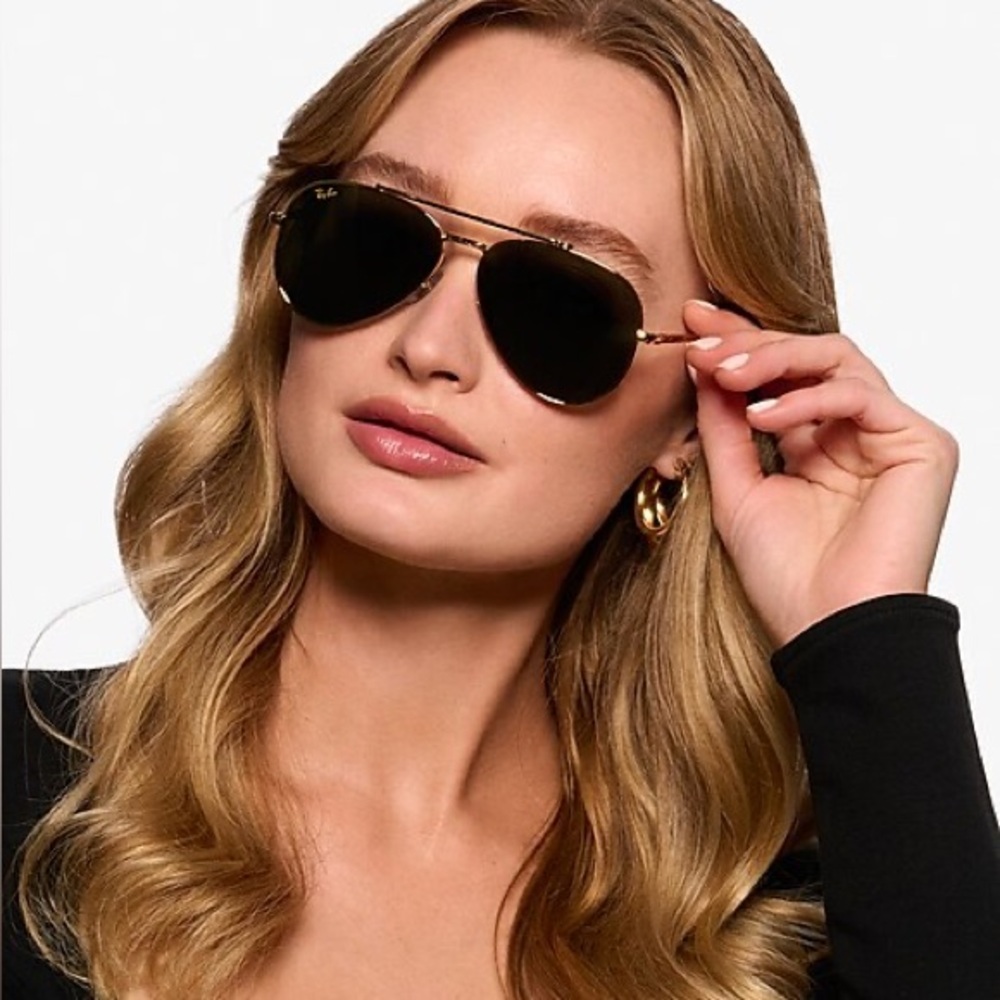 Ray-Ban Aviators - Gold